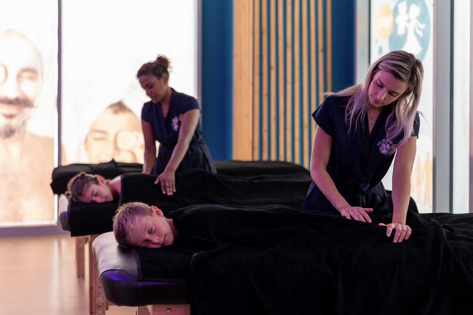 Massage en Famille 3 personnes 30mn image